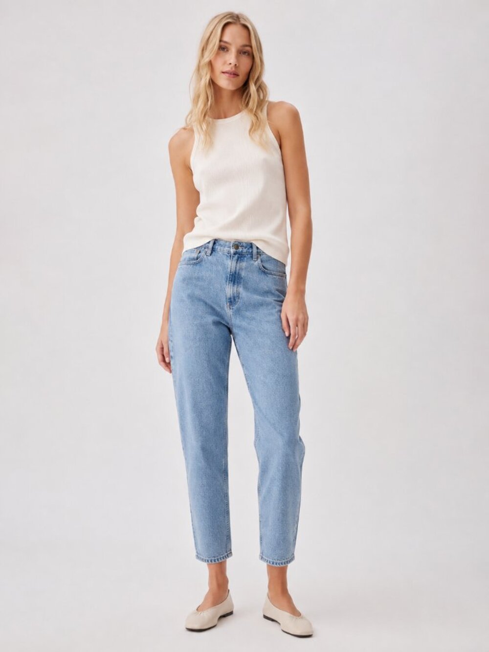 COS Tapered Leg High Rise Ankle Denim Jean Light Wash 26 #A3769